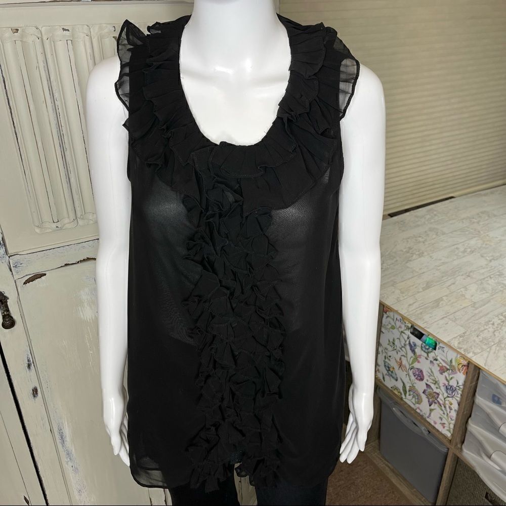 XXI Twenty One Black Ruffle Front Sleeveless Blouse Top Size Small
